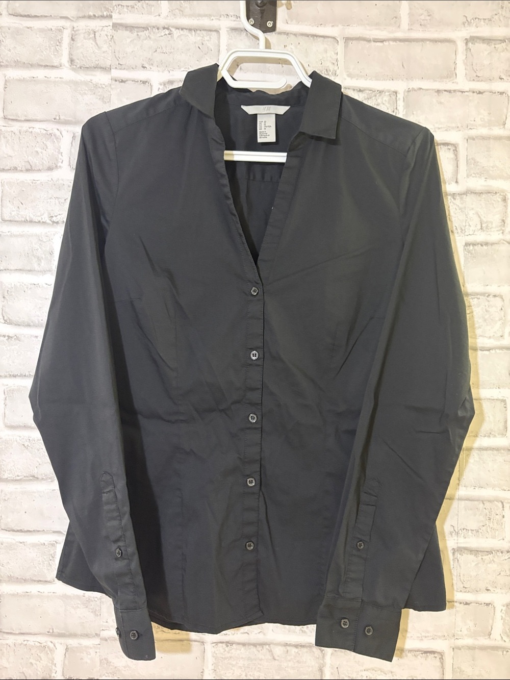 H&M Black Button-Front v-neck Dress fitted Shirt, size 10